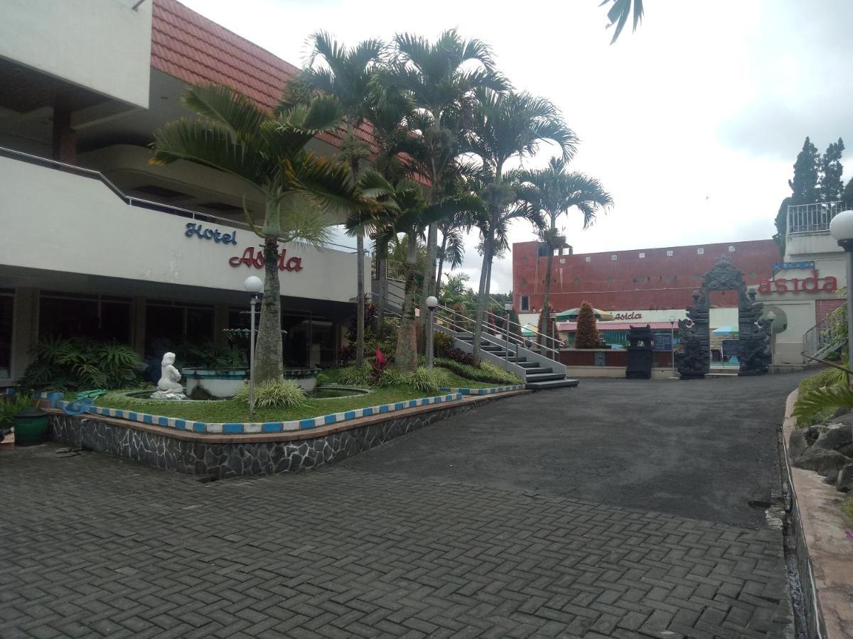 Asida Hotel Batu  Exterior foto